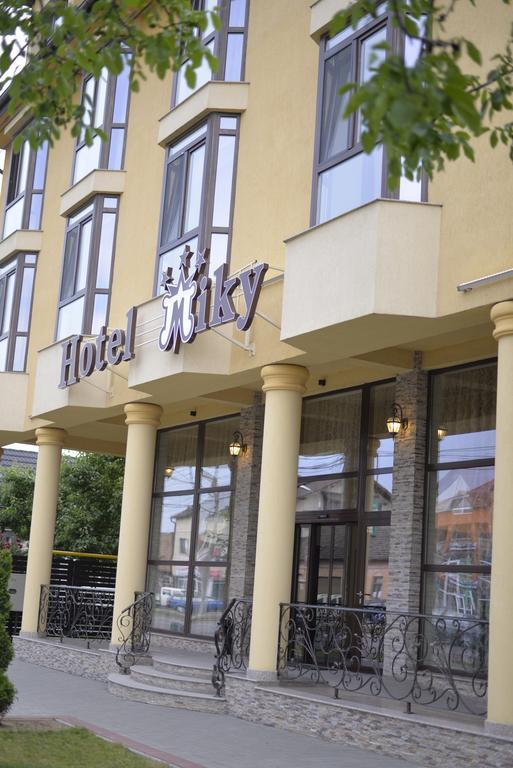 Hotel Miky Arad Esterno foto